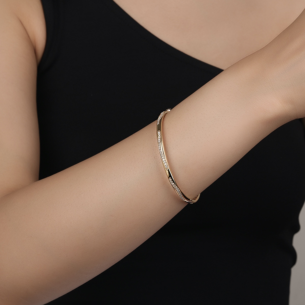 Calvin Klein Swarovski Crystal bracelet in silver | ASOS